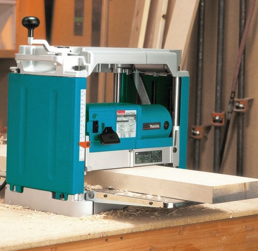 Makita 2012NB Reysmus